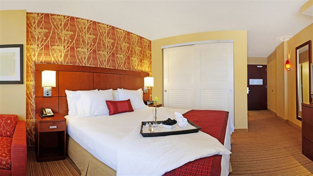 Courtyard By Marriott Bethesda Chevy Chase Hotel Buitenkant foto